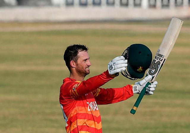 Williams, Ervine return for Ireland, Scotland tours