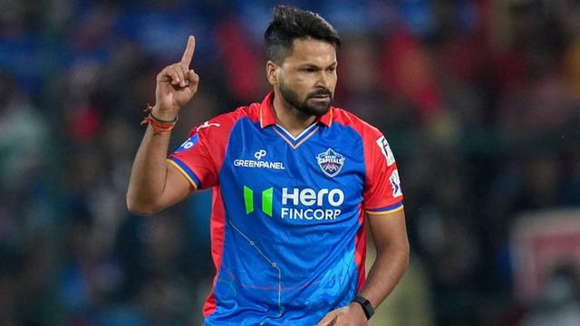 Mukesh Kumar Fined for Breaching Code of Conduct against Mumbai Indians