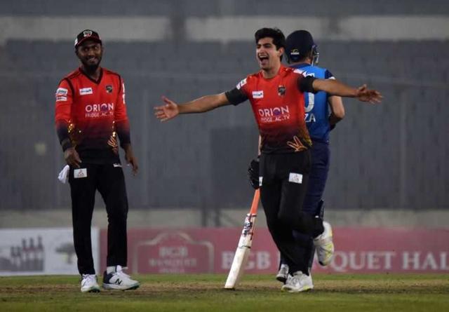 Naseem Shah's fiery bowling hands Comilla Victorians big win