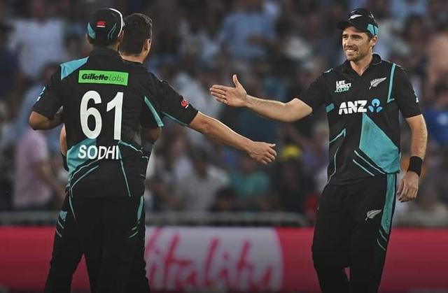 All round New Zealand thump England by 6 wickets to equalise the T20I series