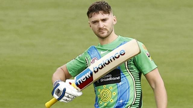 Joe Clarke joins the Melbourne Renegades for BBL 13