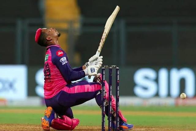 Shimron Hetmyer fined 10% of his match fees
